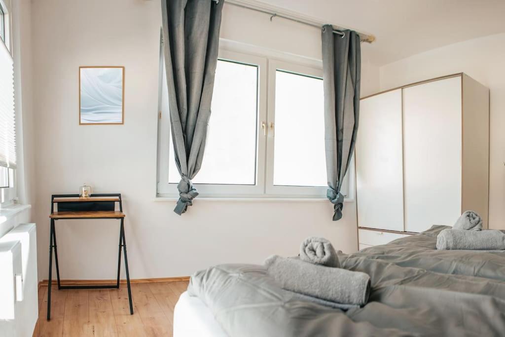 Bright & Grey - Netflix - City - Wifi - 4 Person Essen Ngoại thất bức ảnh